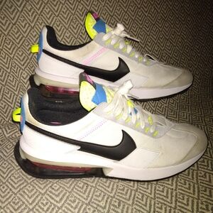 Nike air max pre-day